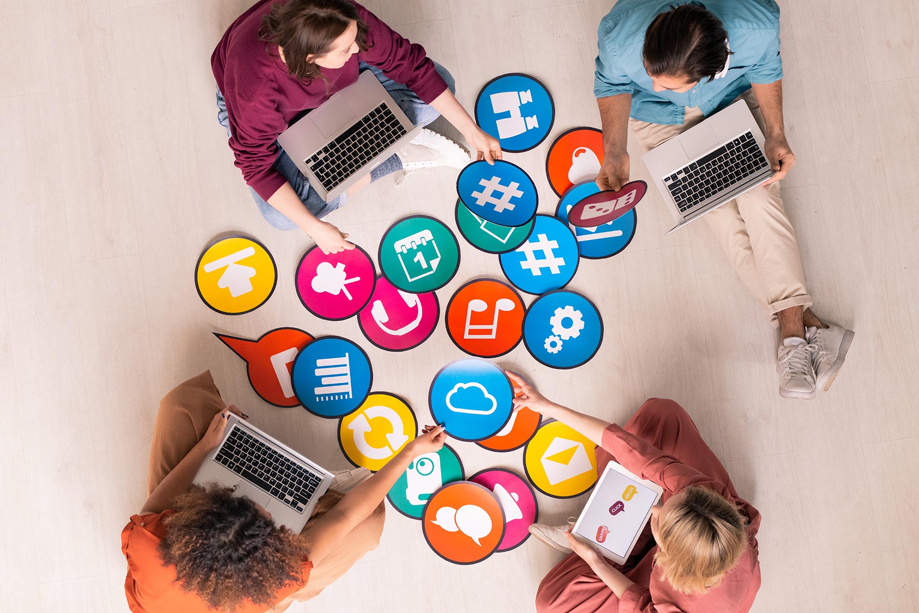 Analyzing marketing tools ehvn58a